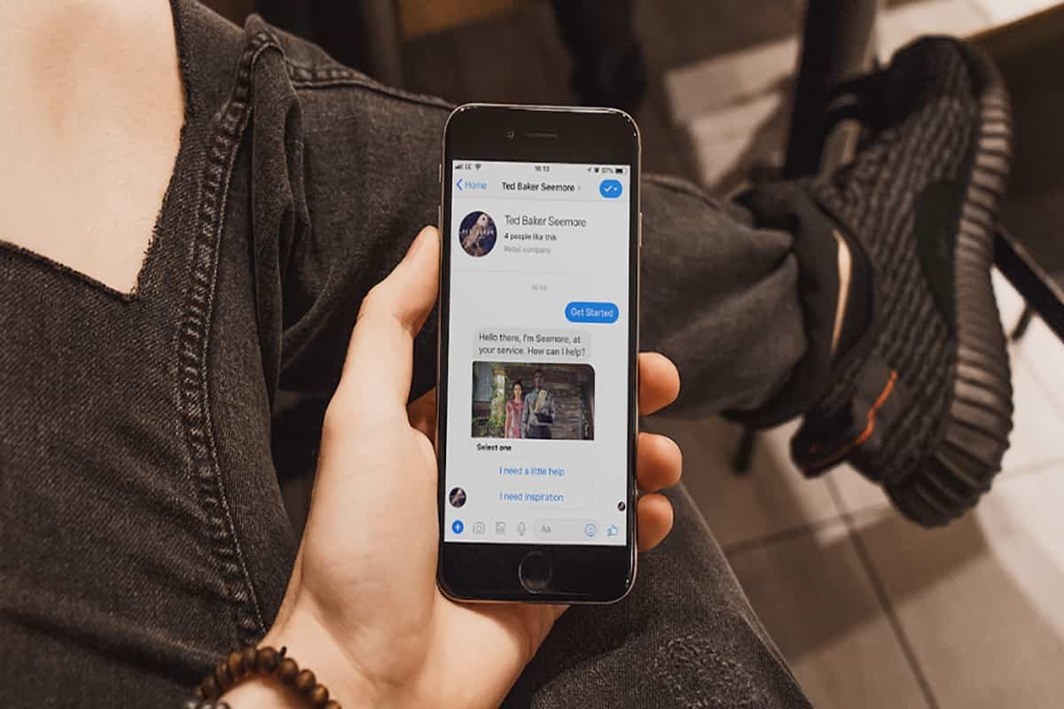 Automated Customer Service Chatbots